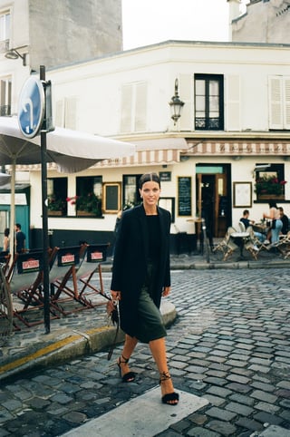 Julianne Fraser's guide to summering in Paris, as somebody who *actually* does.